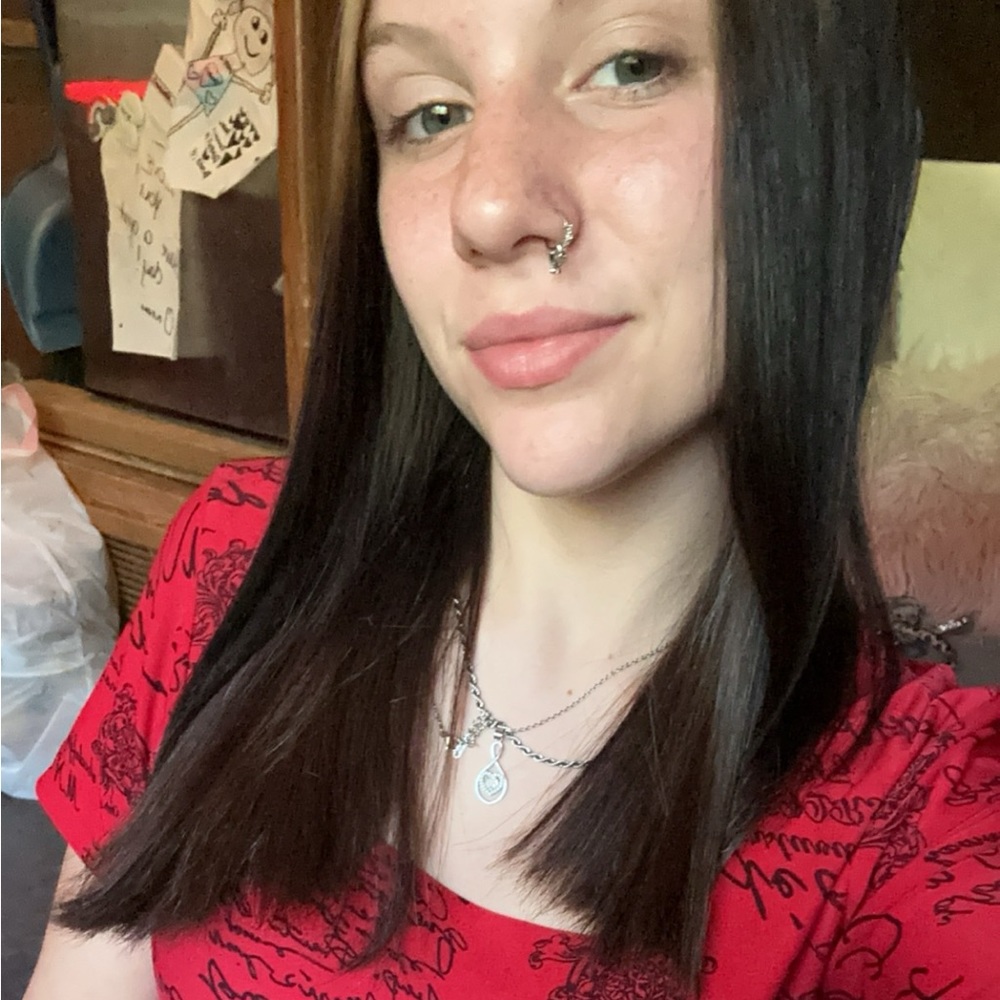 Meet your Posher, Leanne